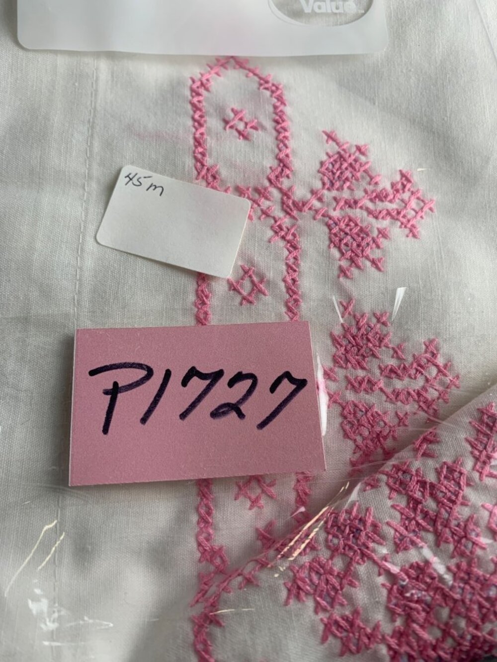 Vintage Hand Embroidered Pillowcases Set White Cotton with Pink Floral Design Be - Picture 10 of 12